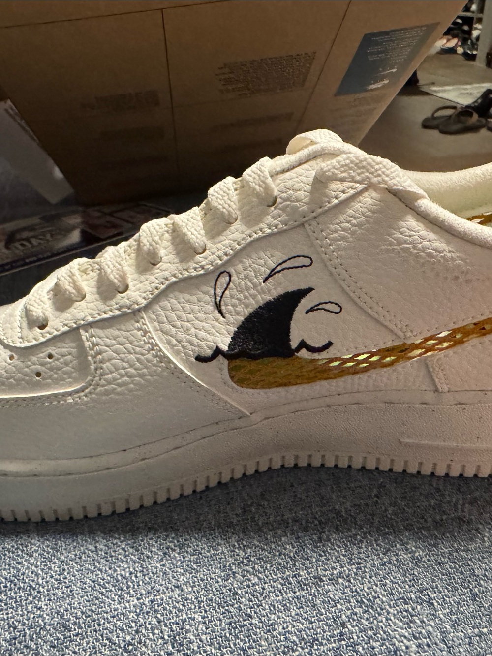NIB Nike White Leather Sneaker with Gold Swoosh and Shark Sail Graphic